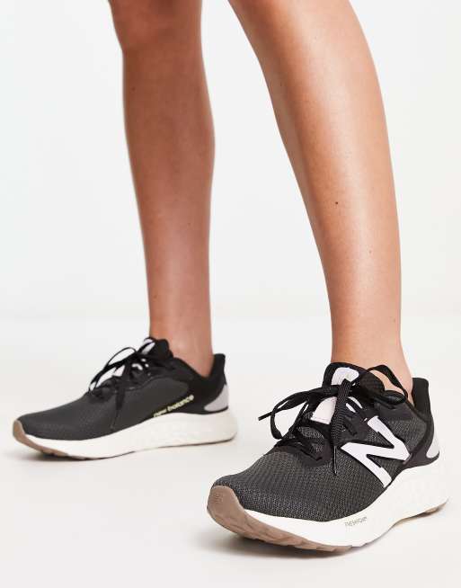 New Balance Running Fresh Foam Arishi V4 trainers in black and white | ASOS