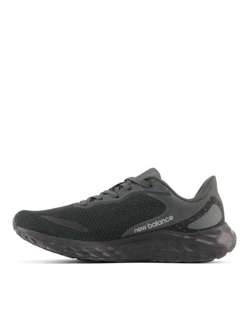 New Balance Running Fresh Foam Arishi V4 trainers in black, 3 of 4