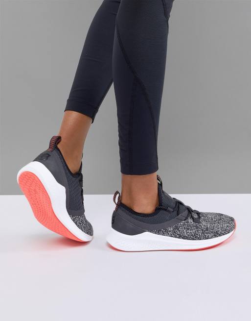 New Balance Running – Fresh Foam Lazr – Svarta, stickade träningsskor