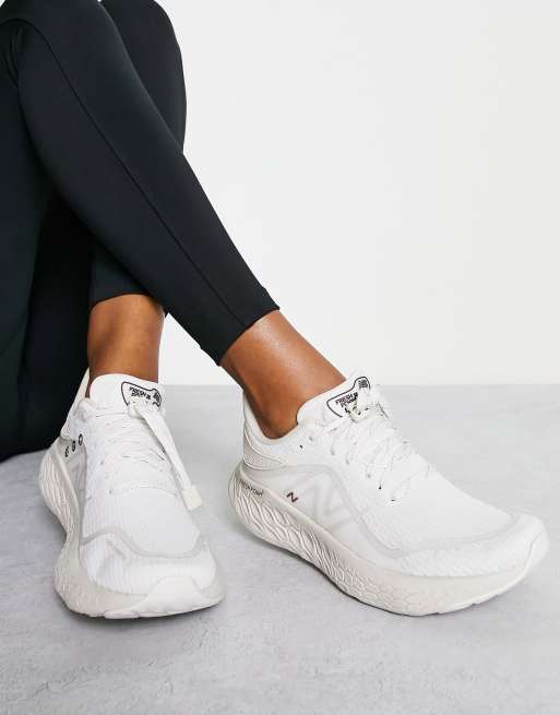 New Balance - Running Fresh Foam X 1080v12 - Hvide og guldfarvede sneakers, 4 af 4