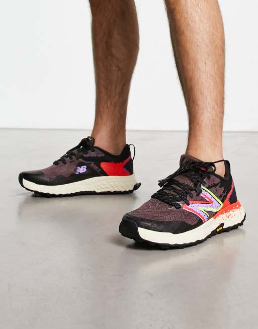 New Balance Running - Hierro - Terræn-sneakers i sort/multi