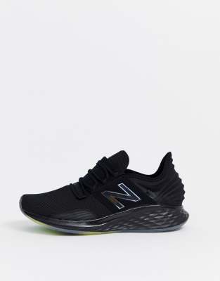new balance running arishi trainers in triple black