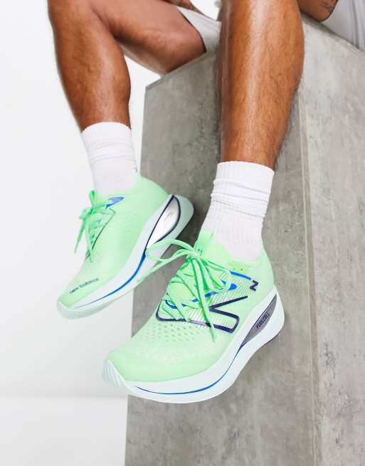 New Balance - Running - Supercomp - Sneakers in limoengroen 