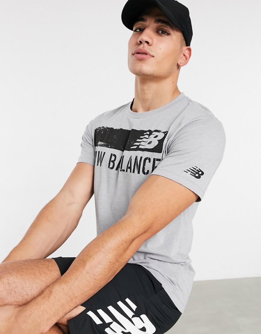 New Balance Running - T-shirt met retro logo in grijs