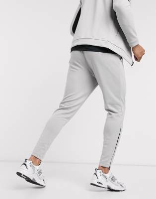 grey new balance joggers