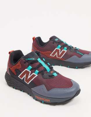red new balance running shoes