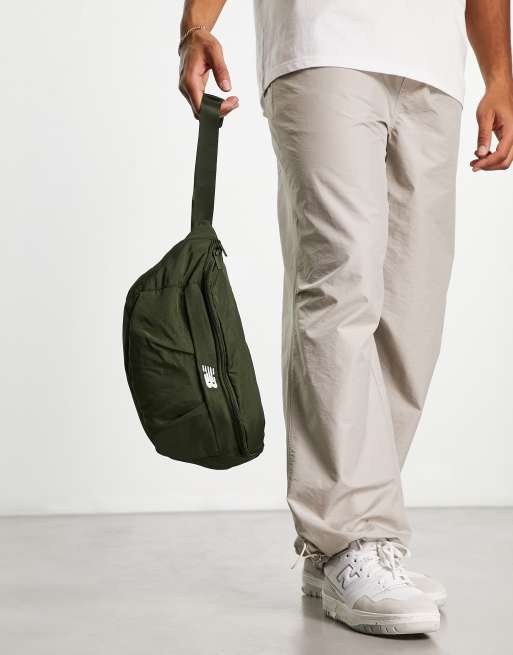 New Balance Sac banane logo Vert ASOS