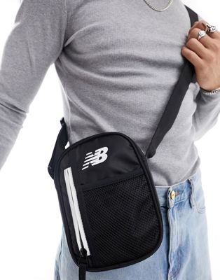 New Balance shoulder bag with logo in black - ASOS Price Checker