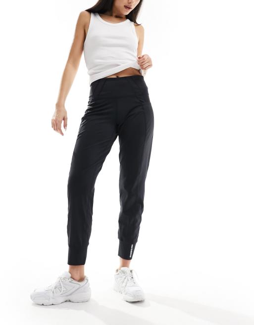 New Balance - Shape Shield - Joggingbroek in zwart