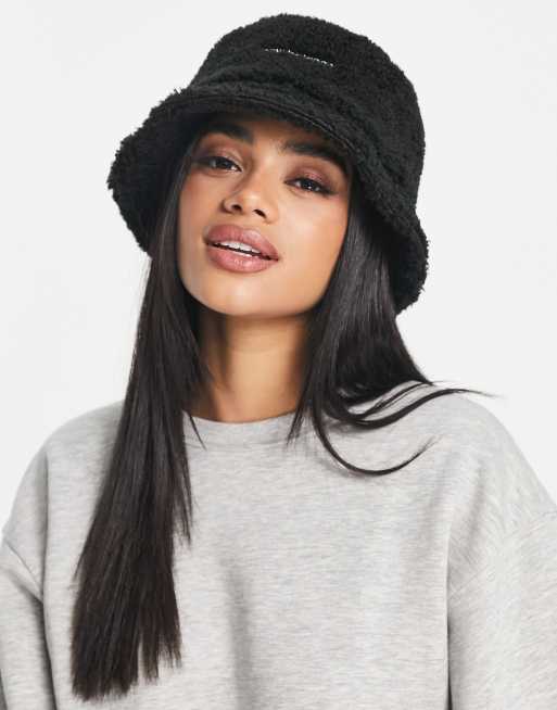 New Balance sherpa bucket hat | ASOS