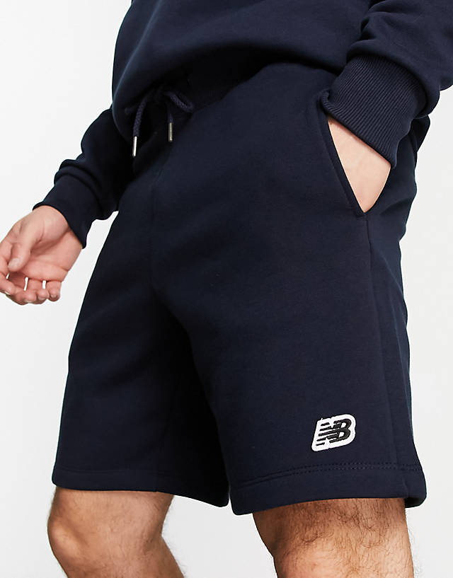 New Balance - small logo shorts in navy