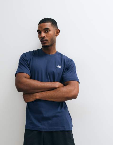 New Balance Sport-Basic Baumwoll-T-Shirt in Marineblau - view 1