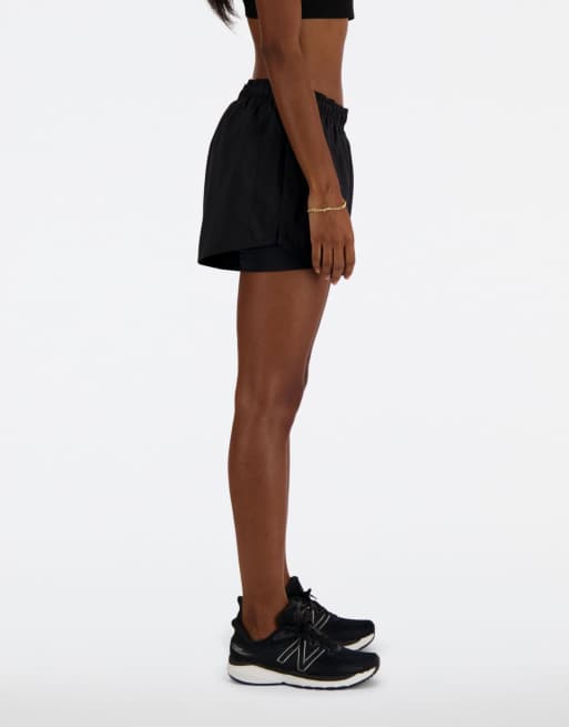New Balance - Sport Essential - 2 in 1 short van 3" in zwart, 4 van 4
