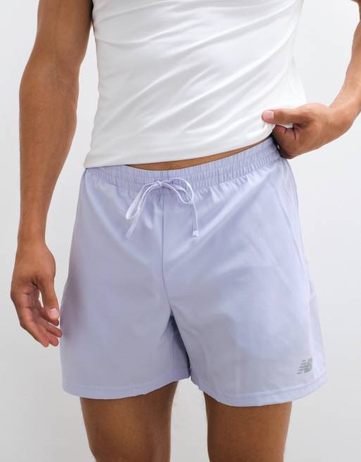 New Balance sport essential 5-tums shorts i lila, 3 av 5