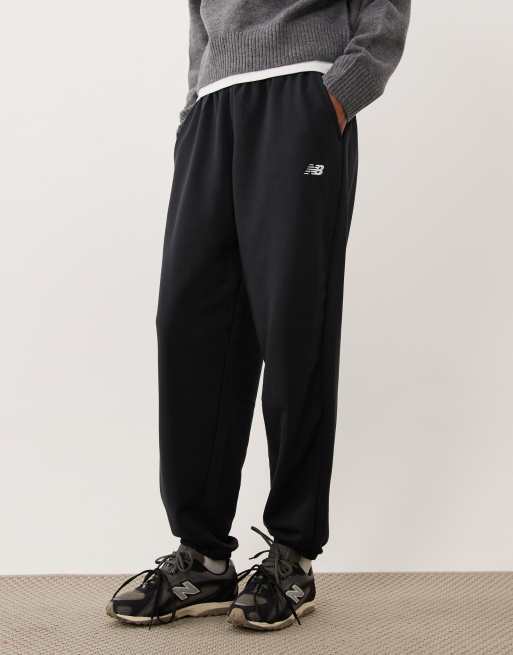 New Balance sport essential french terry joggingbukser i sort, 2 af 5