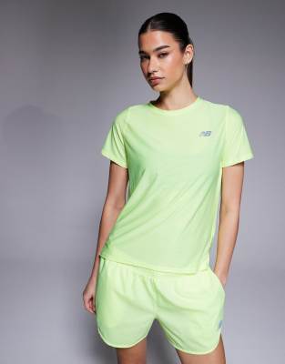 New Balance - Sport Essential - T-Shirt in Neongelb