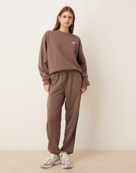 New Balance - Sport Essentials - Ensemble en tissu éponge - Marron - view 1