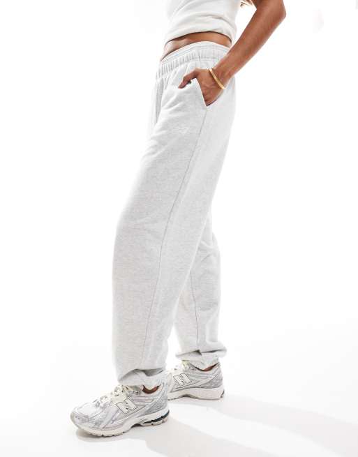 New Balance - Sport Essentials - Joggers grigi in french terry, 4 di 5