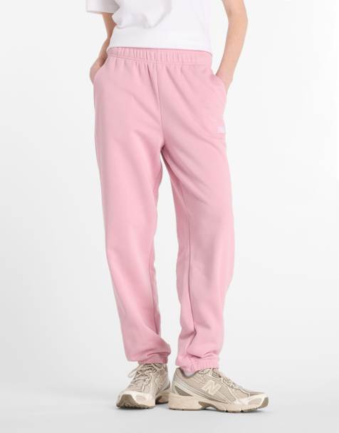 New Balance – Sport Essentials – Jogginghose aus Frottee in Pink Taffy - view 1