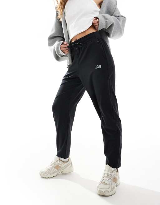 New Balance - Sport Essentials - Performance - Geweven broek in zwart
