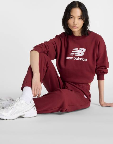 New Balance - Sport Essentials - Sweat ras de cou à logo en tissu éponge - Bordeaux - view 1