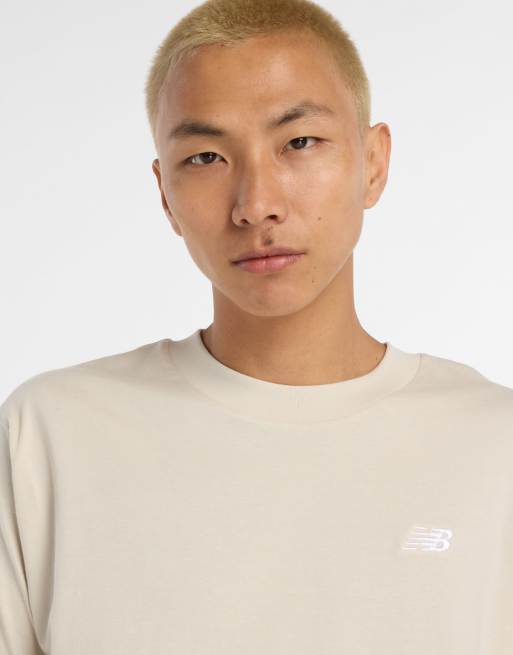New Balance – Sport Essentials – T-Shirt aus Baumwolle in Beige, 2 von 4