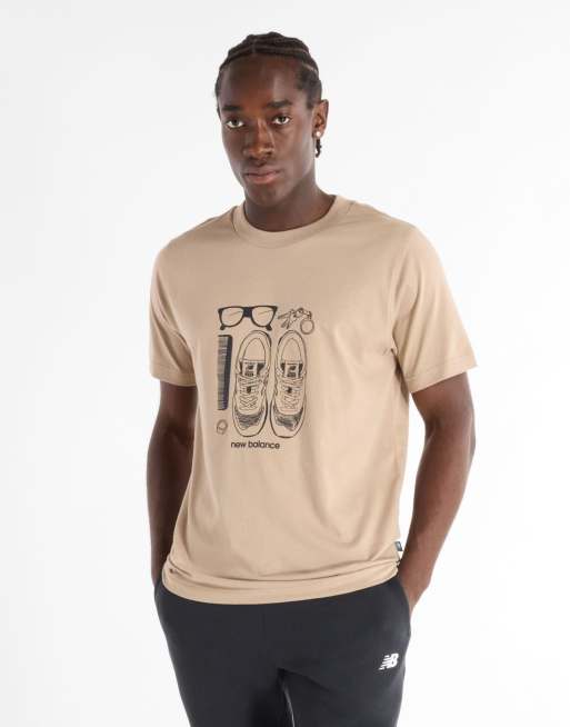 New Balance - Sport Essentials - T-shirt color legno con grafica