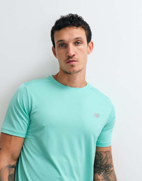 New Balance Sport Essentials T-shirt i grøn - view 1