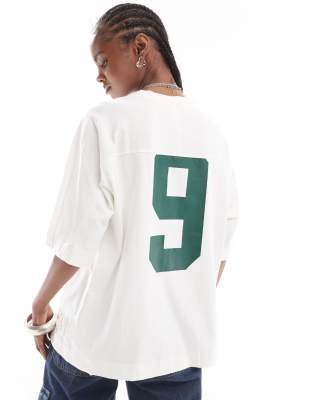New Balance - Sportkleding - Greatest Hit - Jersey T-shirt in gebroken wit - view 1