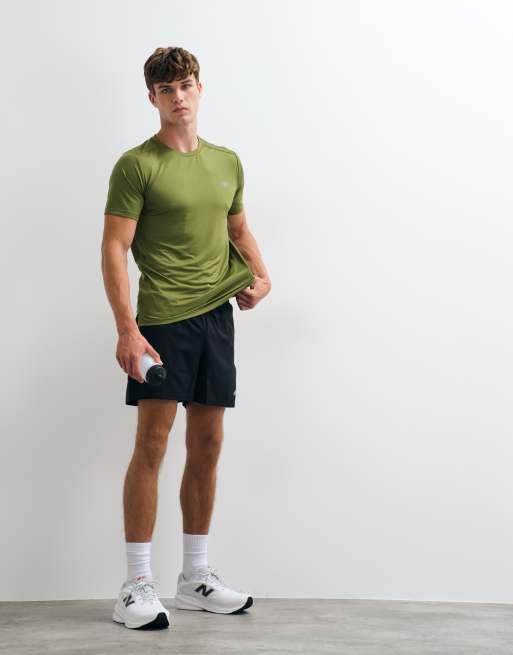 New Balance sportowy T-shirt essential w kolorze khaki, 2 z 5