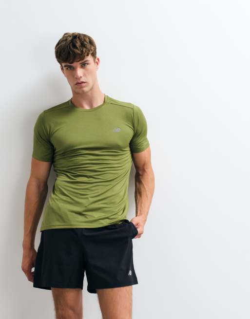 New Balance sportowy T-shirt essential w kolorze khaki, 5 z 5