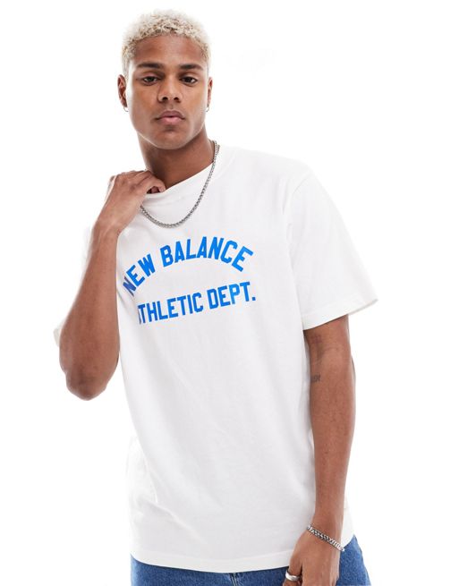  New Balance – Sportswear's Greatest-Hits – T-Shirt in Weiß