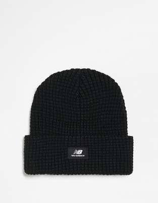 New Balance - Strickmütze in Schwarz mit Waffelstruktur