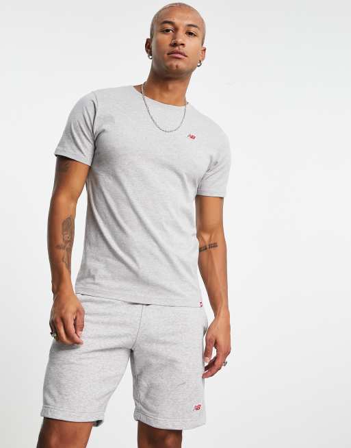 New Balance – Szary T-shirt z małym logo