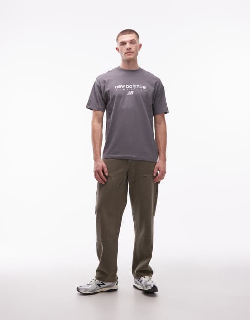 New Balance - T-shirt à imprimé graphique linéaire - Gris foncé, 2 de 5