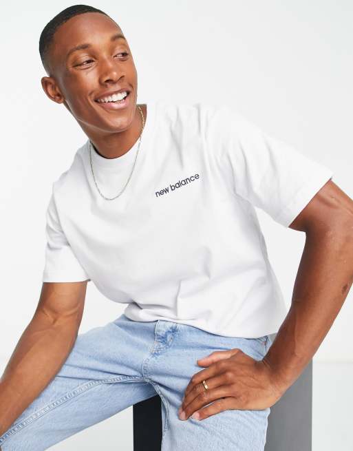 New Balance - T-shirt color avorio con logo lineare - In esclusiva per ASOS