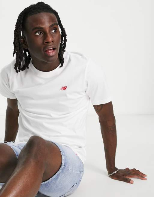 New Balance - T-shirt con logo piccolo bianca