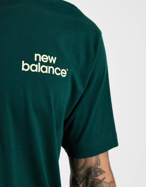 New Balance – T-Shirt in Dunkelgrün mit „Intelligent“-Grafikprint, 3 von 5