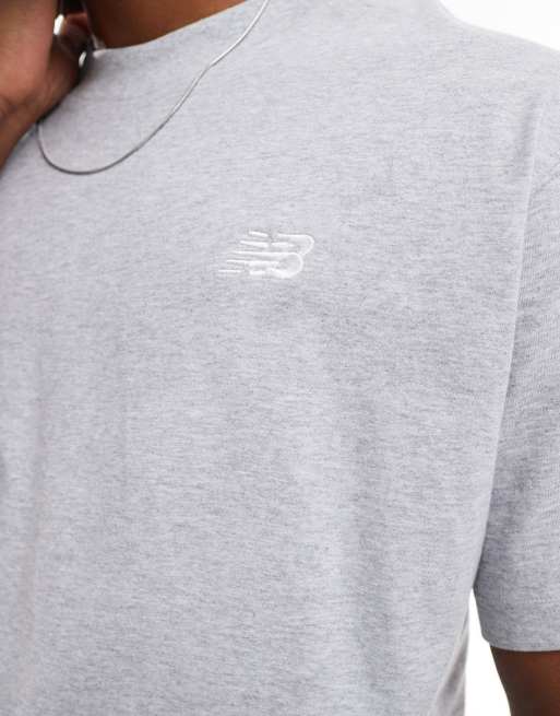 New Balance – T-Shirt in Grau mit kleinem Logo, 3 von 4