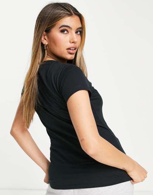 New Balance - T-shirt met klein logo in zwart, 3 van 4
