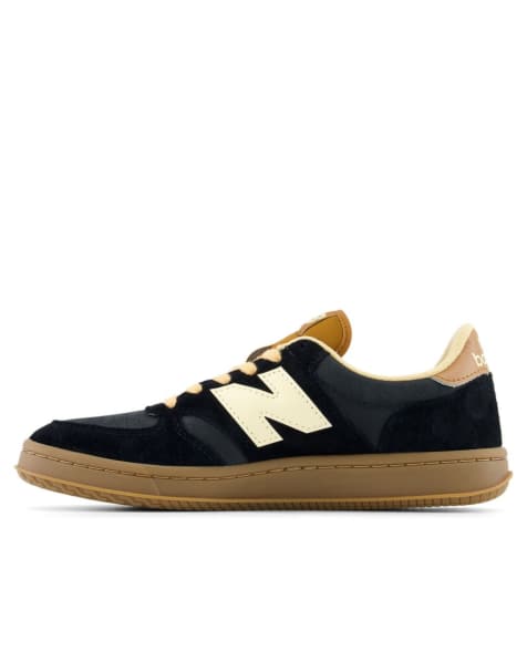 New Balance - T500 - Sneakers in zwart - view 1