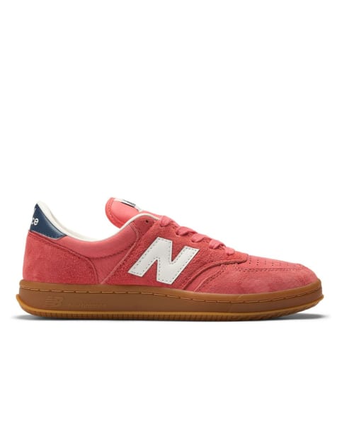 New Balance T500 trainers in drift red - view 1