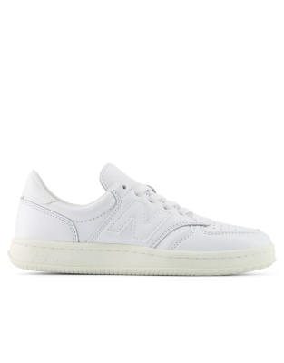 New Balance T500 trainers in white - view 1