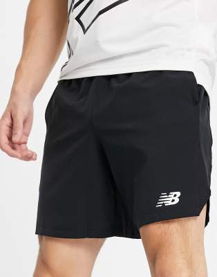New Balance - Tenacity - Sorte 7 tommer shorts