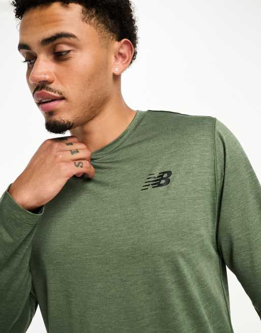New Balance Tenacity Voetbal Trainingstop met lange mouwen in groen ASOS