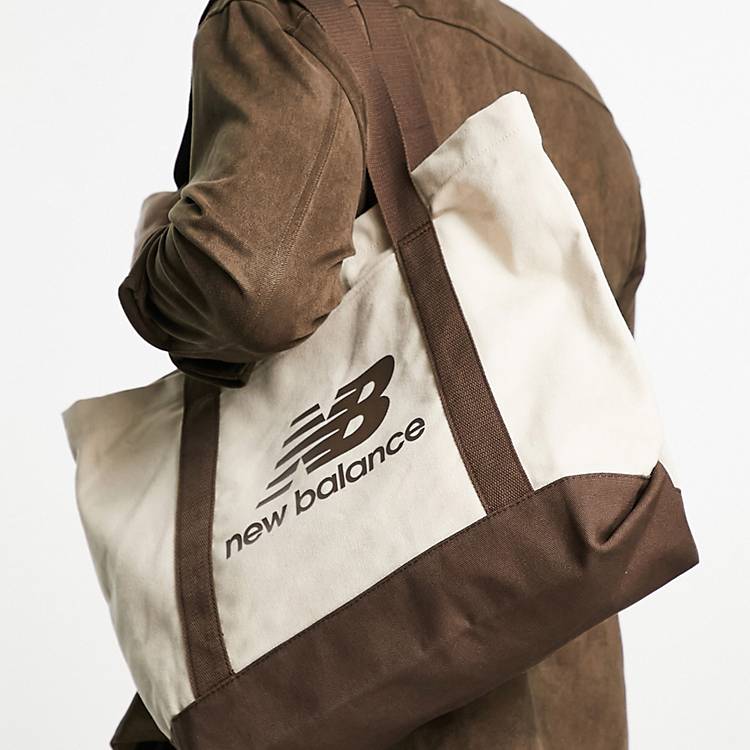 Vant til Ende affald New Balance - Tote-taske i lærredsstof med logo og brune detaljer | ASOS