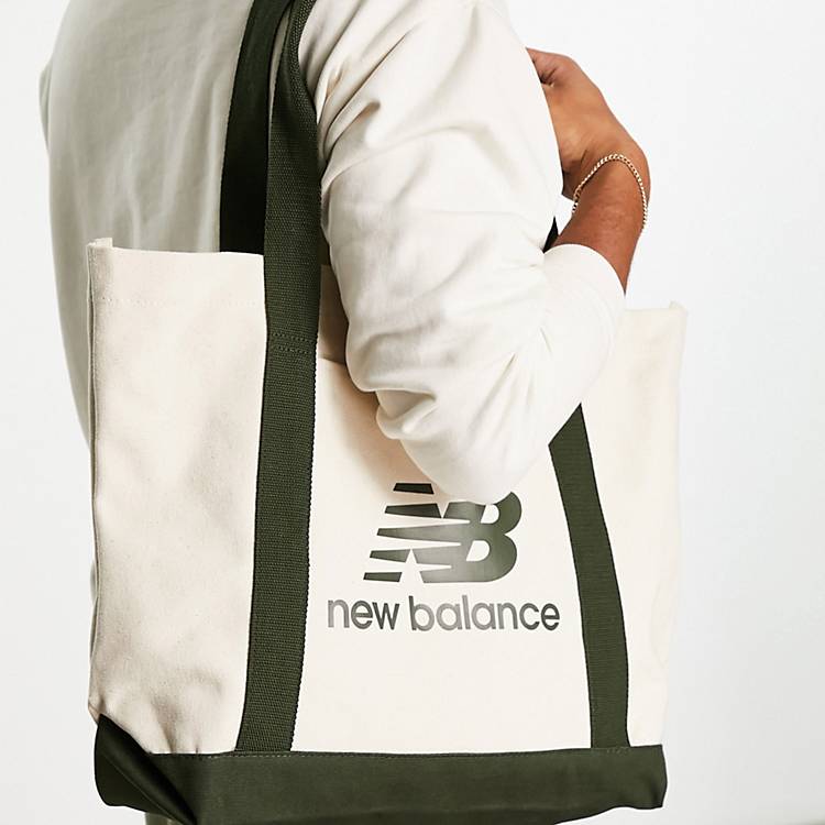 salvie Arashigaoka Villig New Balance - Tote-taske i lærredsstof med logo og grønne detaljer | ASOS