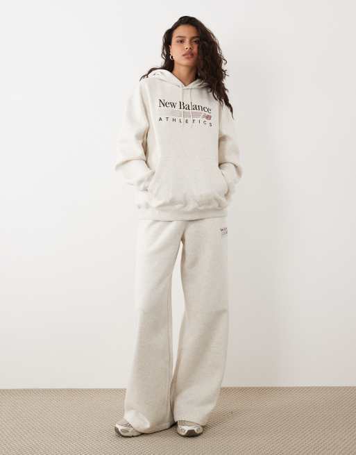 New Balance - Trackside - Felpa con cappuccio beige in pile, 2 di 4