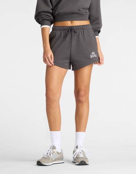New Balance – Trackside – Shorts aus French Terry in verblasstem Schwarz - view 1