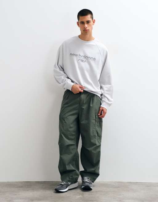 New Balance Trackside Sweatshirt aus French Terry mit Rundhalsausschnitt in Graumeliert, 2 von 5